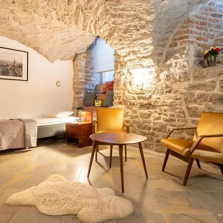 Old Town - Viru Gate * Tallinn