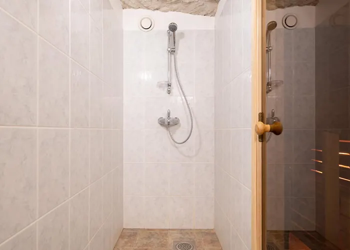 Old Town - Viru Gate تالين