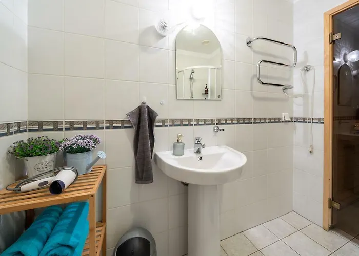 Old Town - Viru Gate * タリン