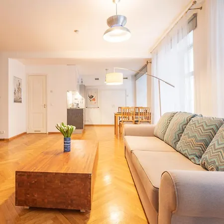 Old Town - Viru Gate * Tallinn