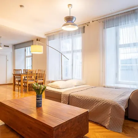 Old Town - Viru Gate