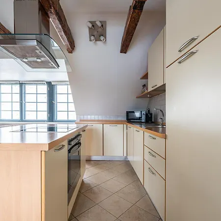 Korter Old Town - Viru Gate