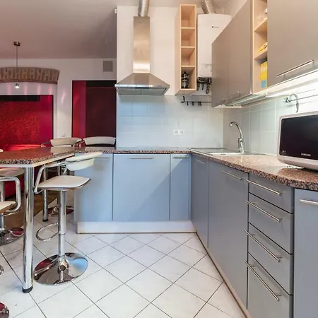 Korter Old Town - Viru Gate *